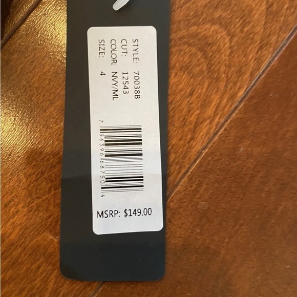 Bebe Star Lace Mini Dress Size 4 NWT.  Be the star of the show! ✨ - Picture 4 of 7